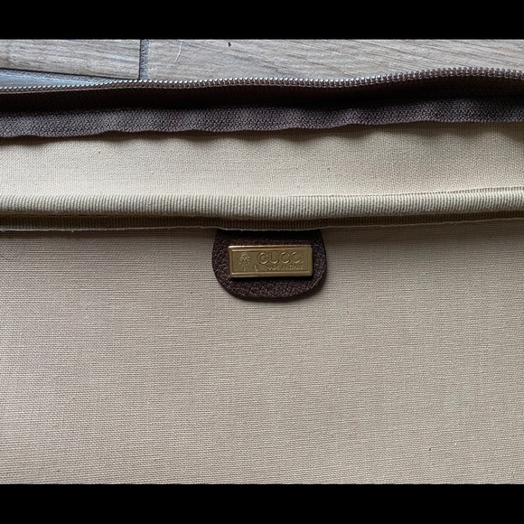 Vintage authentic Gucci luggage suitcase - Picture 11 of 14
